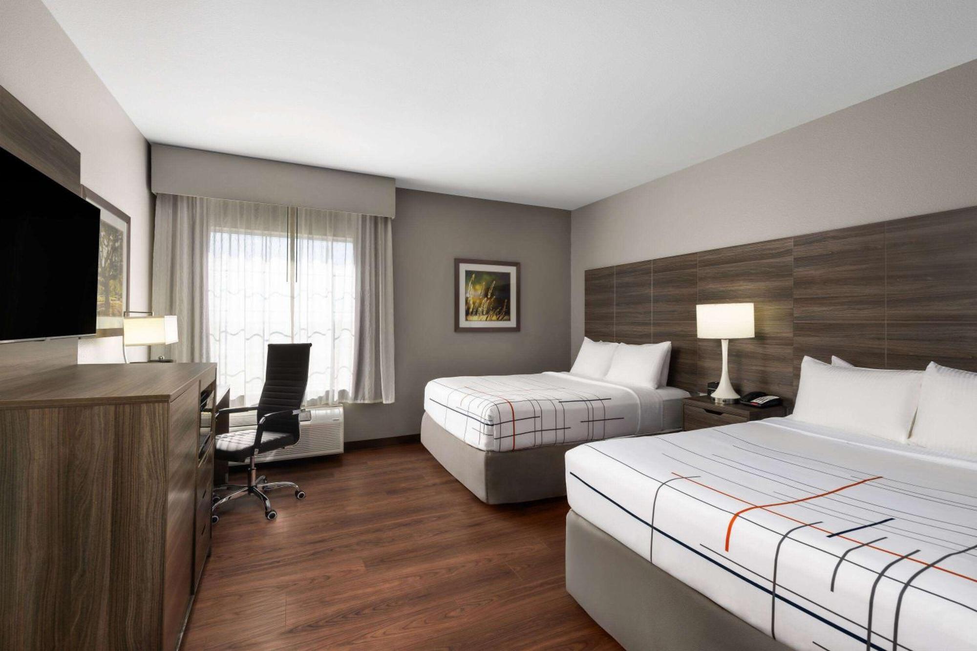 La Quinta By Wyndham Denton - University Drive Dış mekan fotoğraf